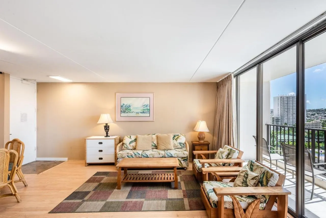Spacious 14Th Floor Corner Suite, Partial Diamond Head And Ocean Views, Free Parking! Honolulu 0*,