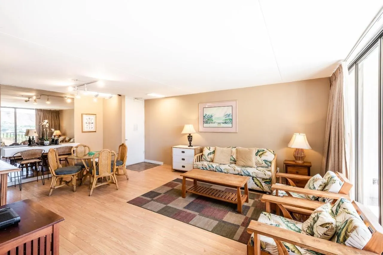 Spacious 14Th Floor Corner Suite, Partial Diamond Head And Ocean Views, Free Parking! Honolulu 0*,  USA