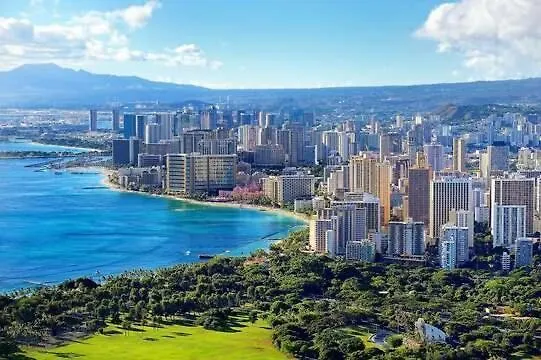 Lägenhet Spacious 14Th Floor Corner Suite, Partial Diamond Head And Ocean Views, Free Parking! Honolulu