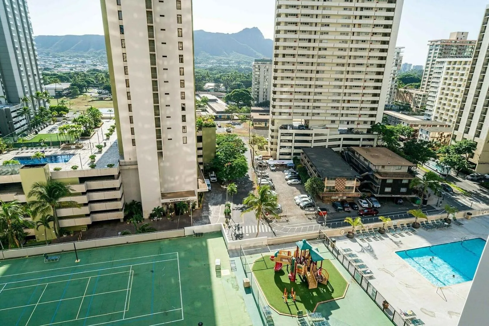 Lägenhet Spacious 14Th Floor Corner Suite, Partial Diamond Head And Ocean Views, Free Parking! Honolulu USA